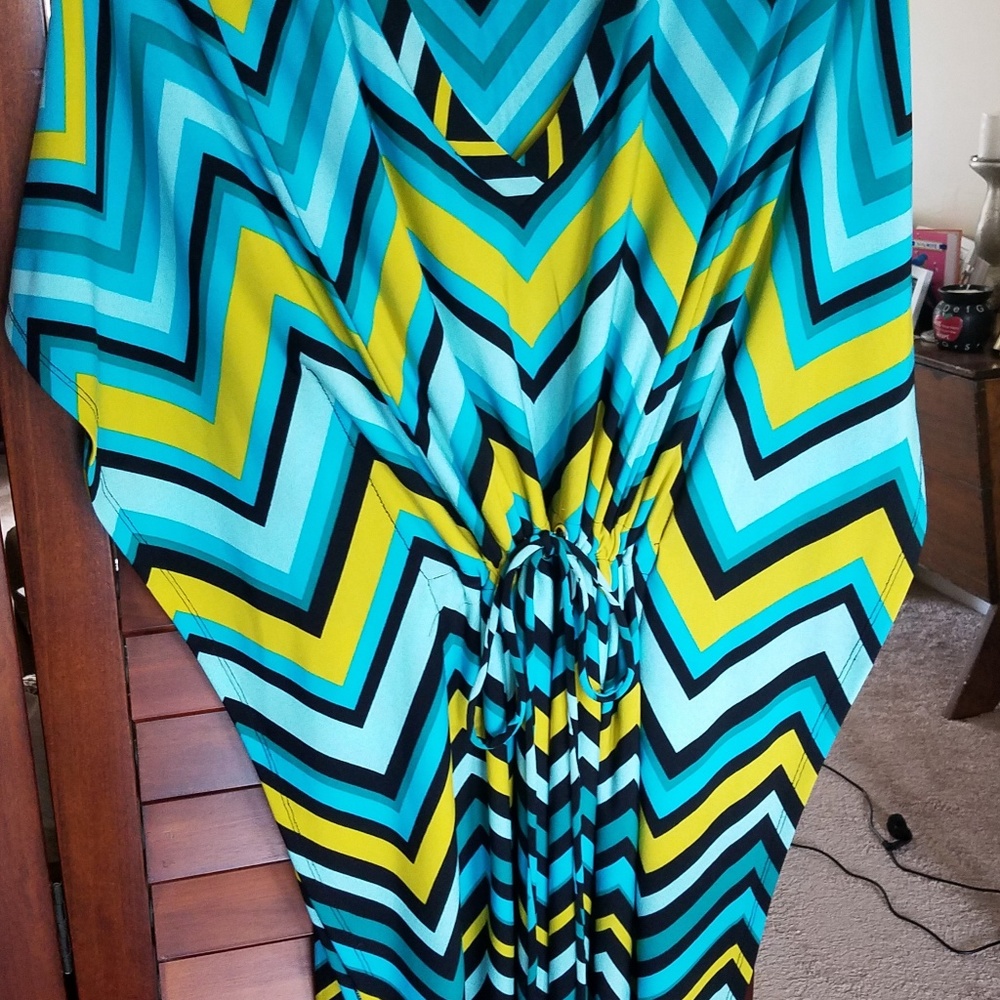 Chevron Patterned Calvin Klein Kimono Dress